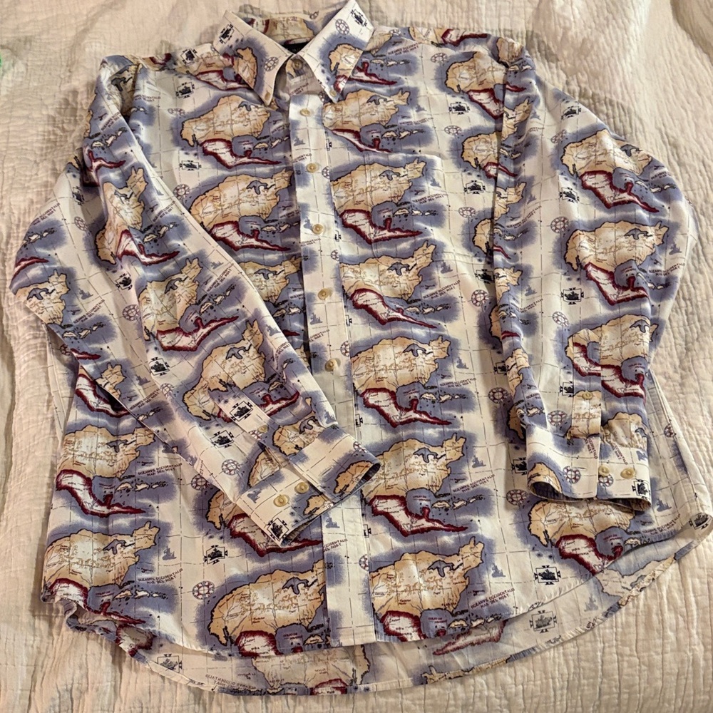Roundtree & Yorke Men's Nautical Map Shirt - Blue and Cream
